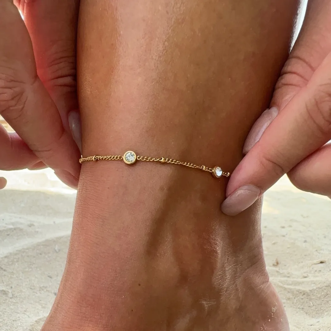 TRIO CRYSTAL ANKLET