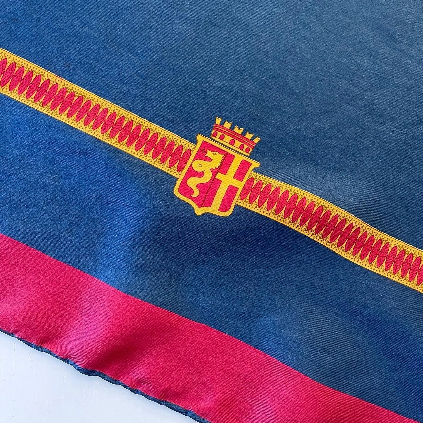 VINTAGE SILK SCARF